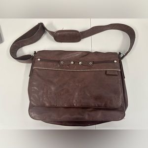 Bentley chocolate brown laptop messenger bag